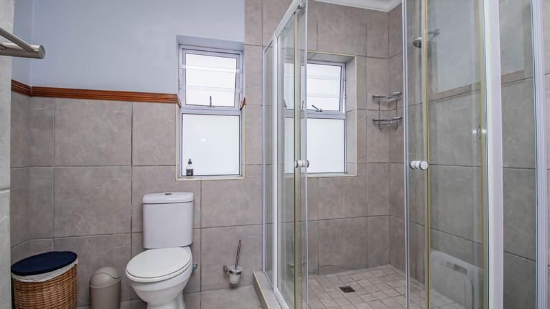 9 Bedroom Property for Sale in Outeniqua Strand Western Cape